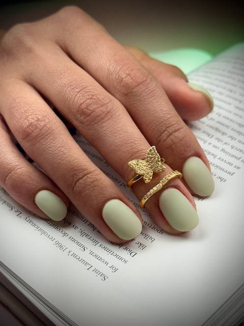 Creative nail design at Debh Nails, Louisville KY